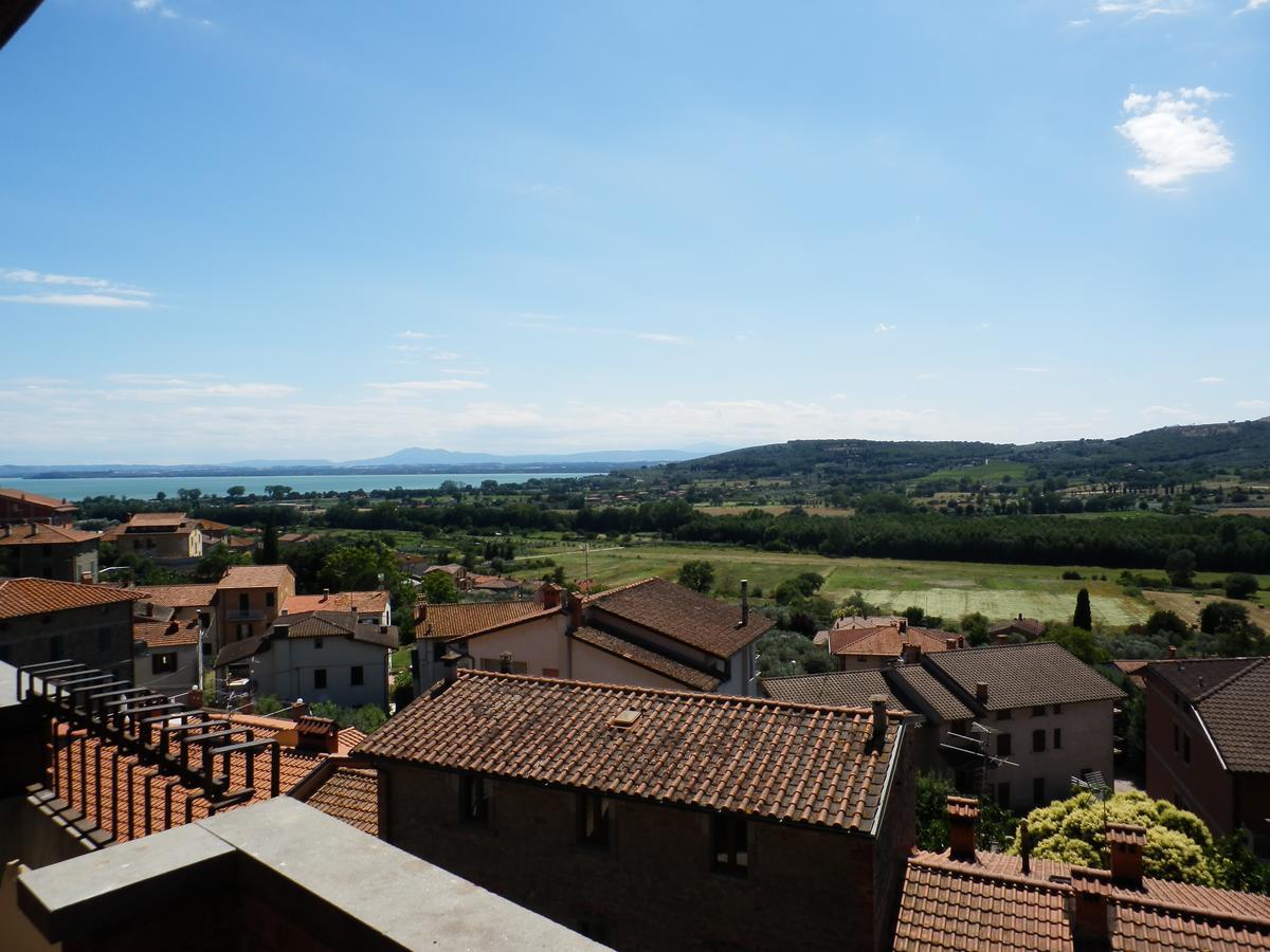 Appartamento Oscar Tuoro sul Trasimeno Kültér fotó